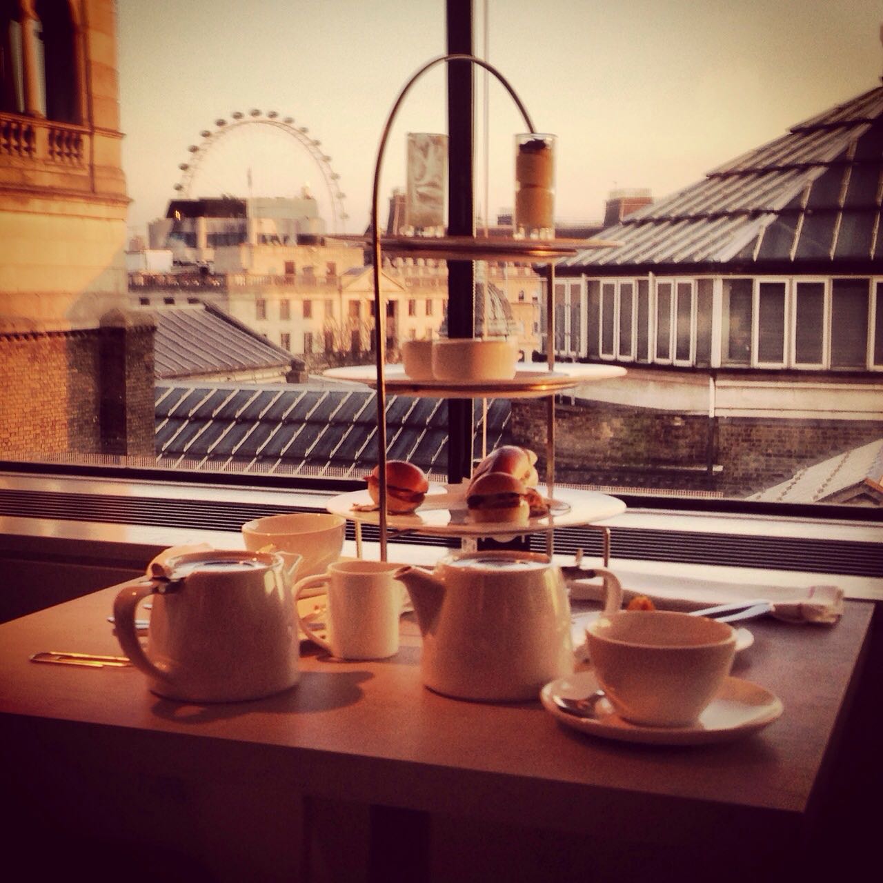 Afternoon tea at the National Gallery - London